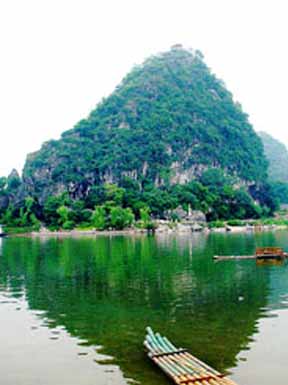 Diecai Hill (Folded Brocade Hill): 
Guangxi - Guilin; 
Travel in Guilin, Guangxi 