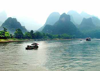Li River Scenery: 
Guangxi - Guilin; 
Travel in Guilin, Guangxi 