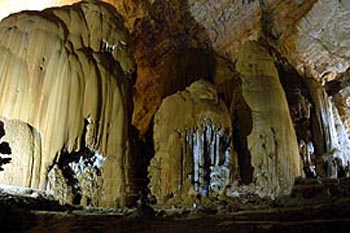 Zhijin Cave Scenic Spot: 
Guizhou - Bijie; 
Travel in Bijie, Guizhou 