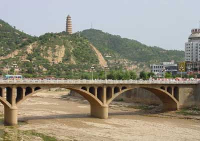 Yan'an Pagoda: 
Shaanxi - Yan'an; 
Travel in Yan'an, Shaanxi 