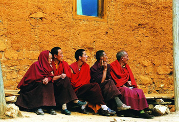 Songzanlin Monastery: 
Yunnan - Shangri-La; 
Travel in Shangri-La, Yunnan 
