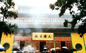 Ling yin Temple (Temple of Soul's Retreat): 
Zhejiang - Hangzhou; 
Travel in Hangzhou, Zhejiang 